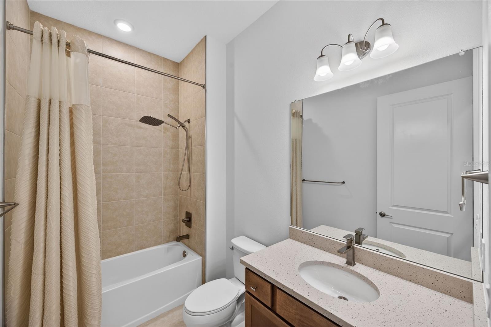 Image 20 of 38 For 8225 Golden Beach Ct