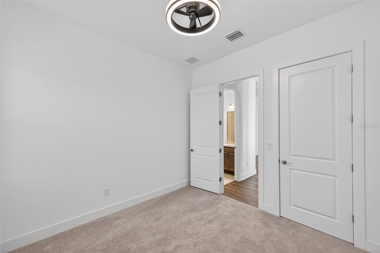 Image 21 of 38 For 8225 Golden Beach Ct