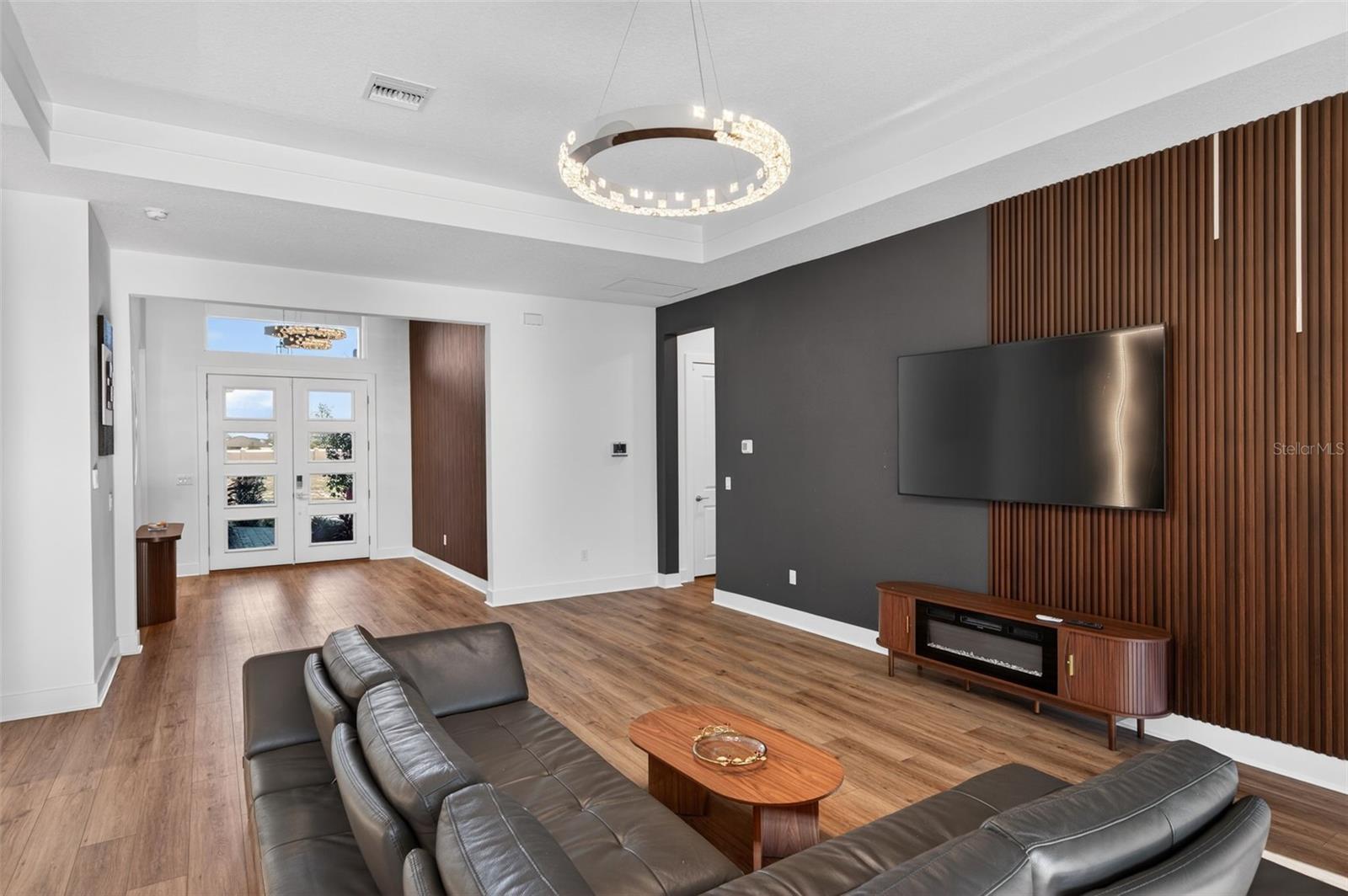 Image 7 of 38 For 8225 Golden Beach Ct