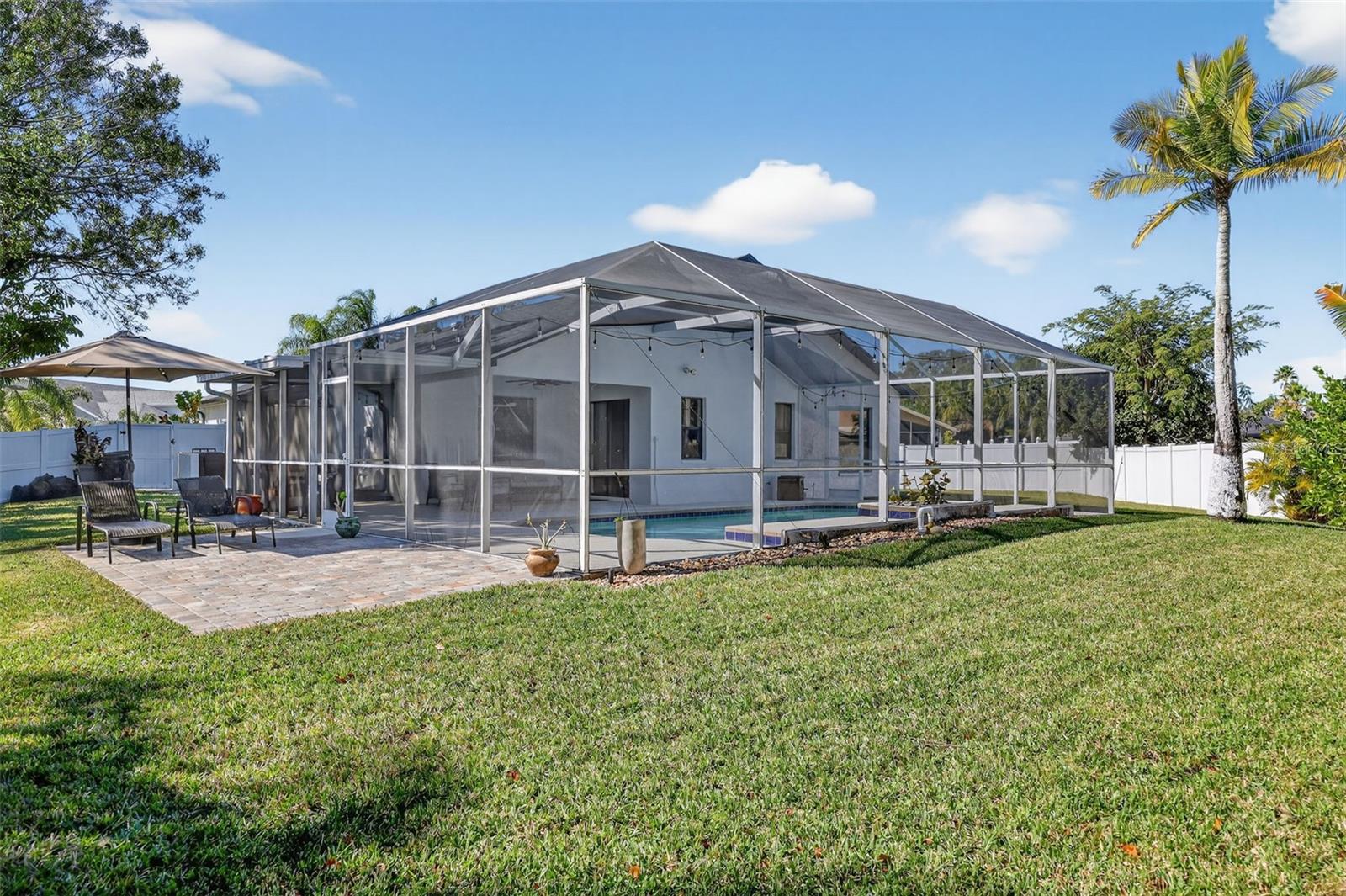 Listing photo id 44 for 850 Christina Circle