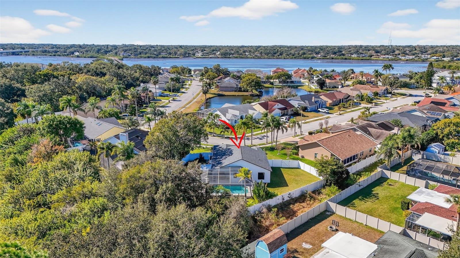 Listing photo id 49 for 850 Christina Circle