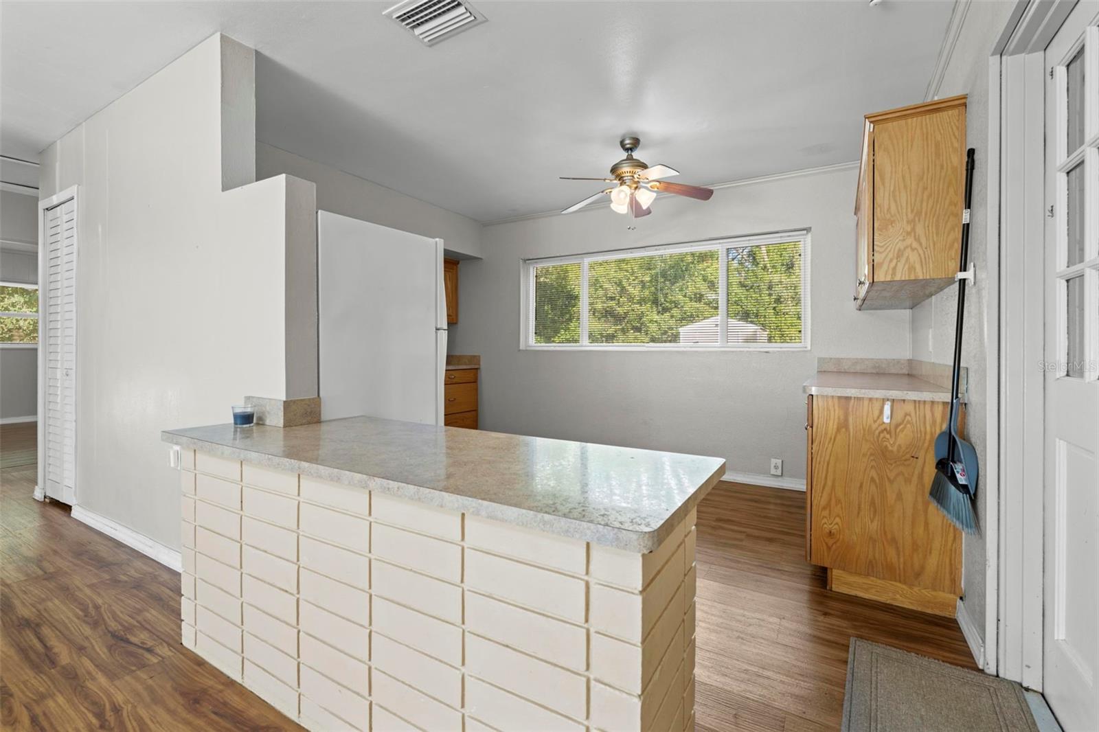 Image 13 of 42 For 104 Ederington Drive