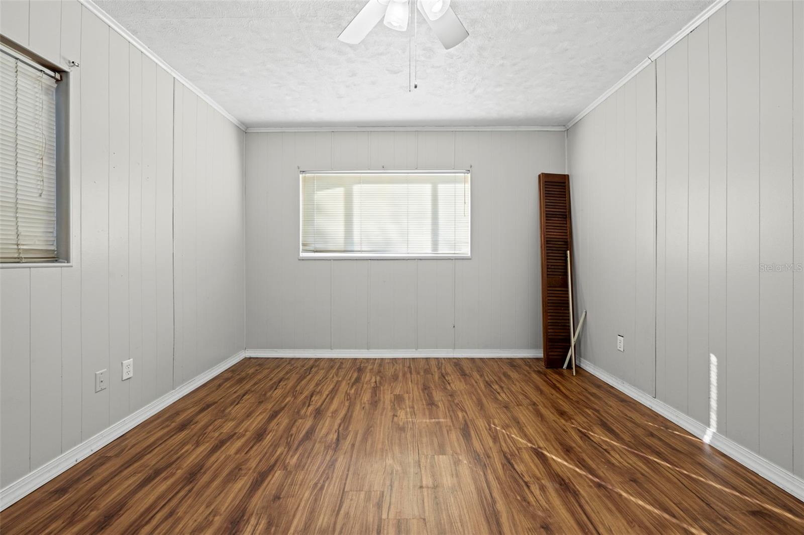 Image 19 of 42 For 104 Ederington Drive