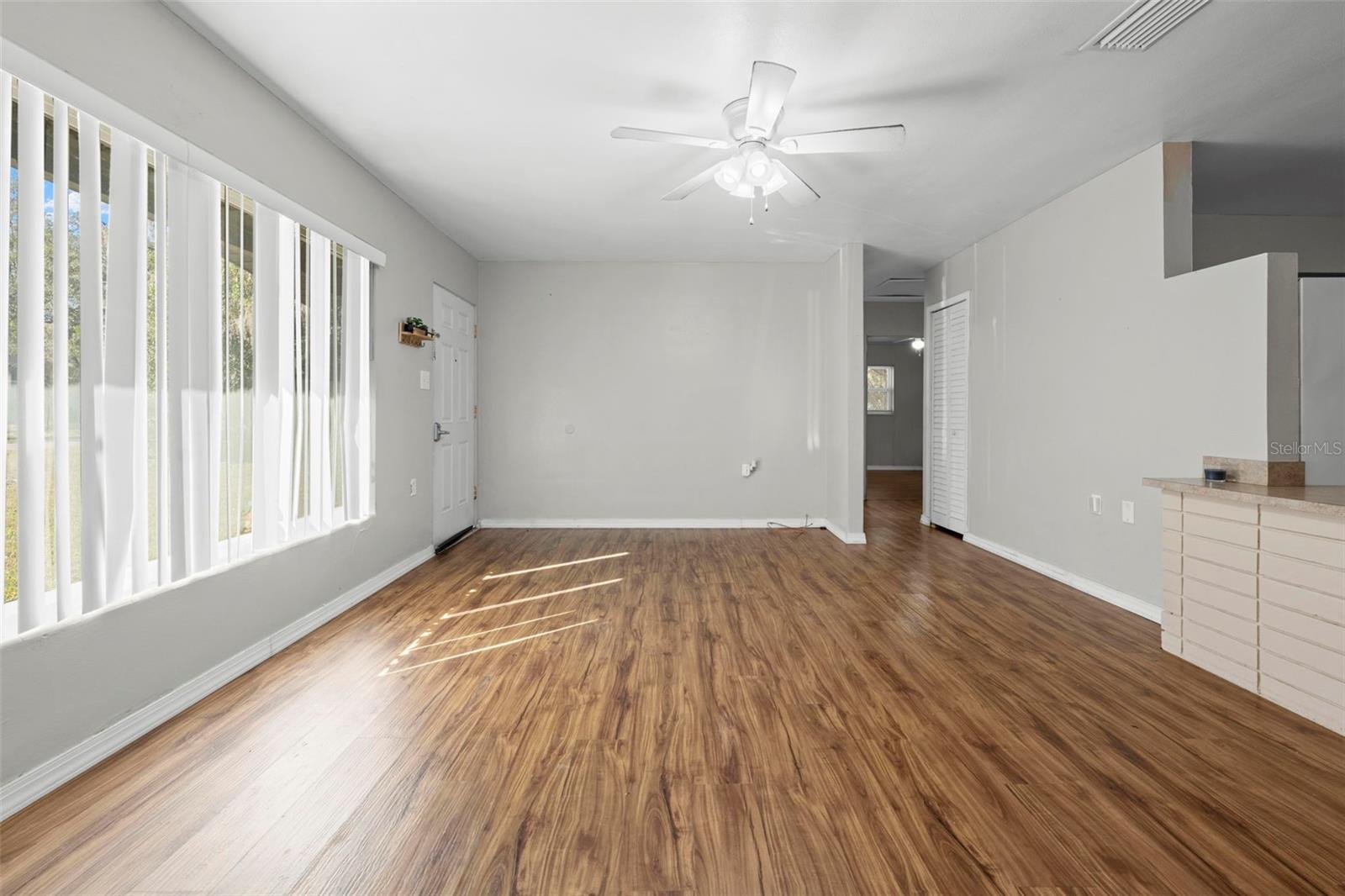 Image 3 of 42 For 104 Ederington Drive