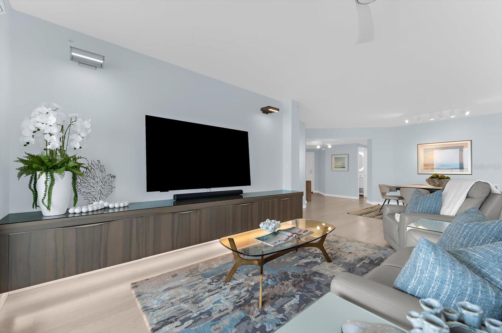 Image 11 of 66 For 10 Papaya Street 701