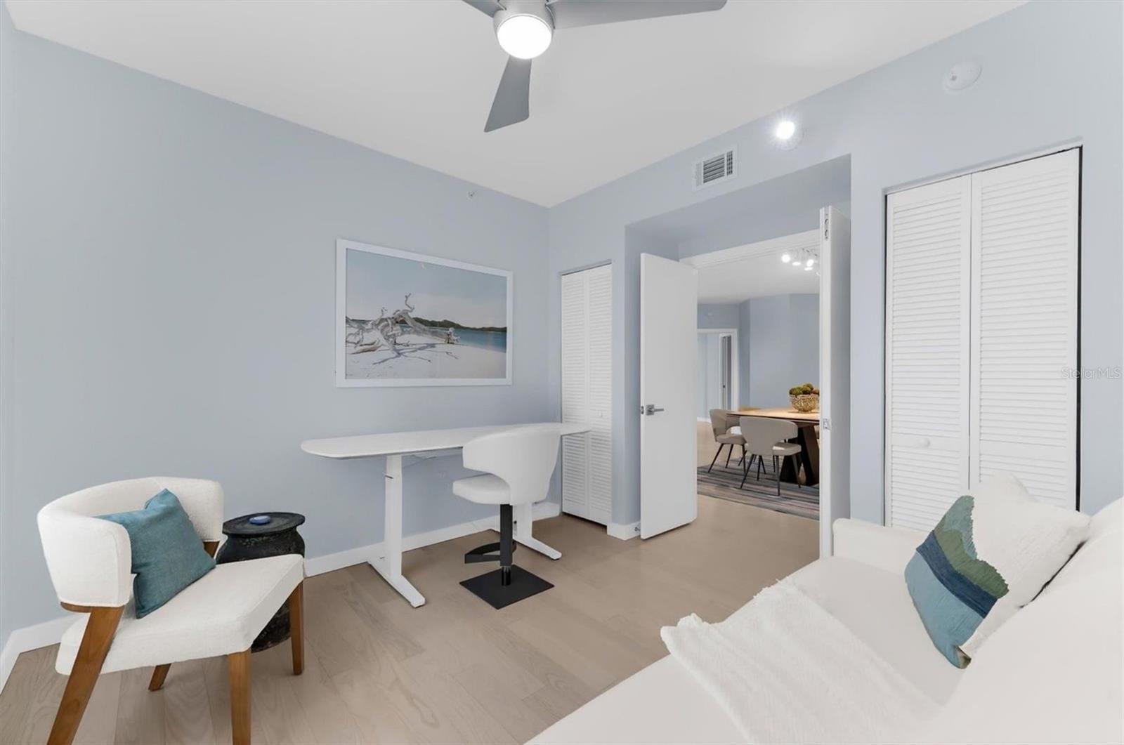 Image 40 of 66 For 10 Papaya Street 701