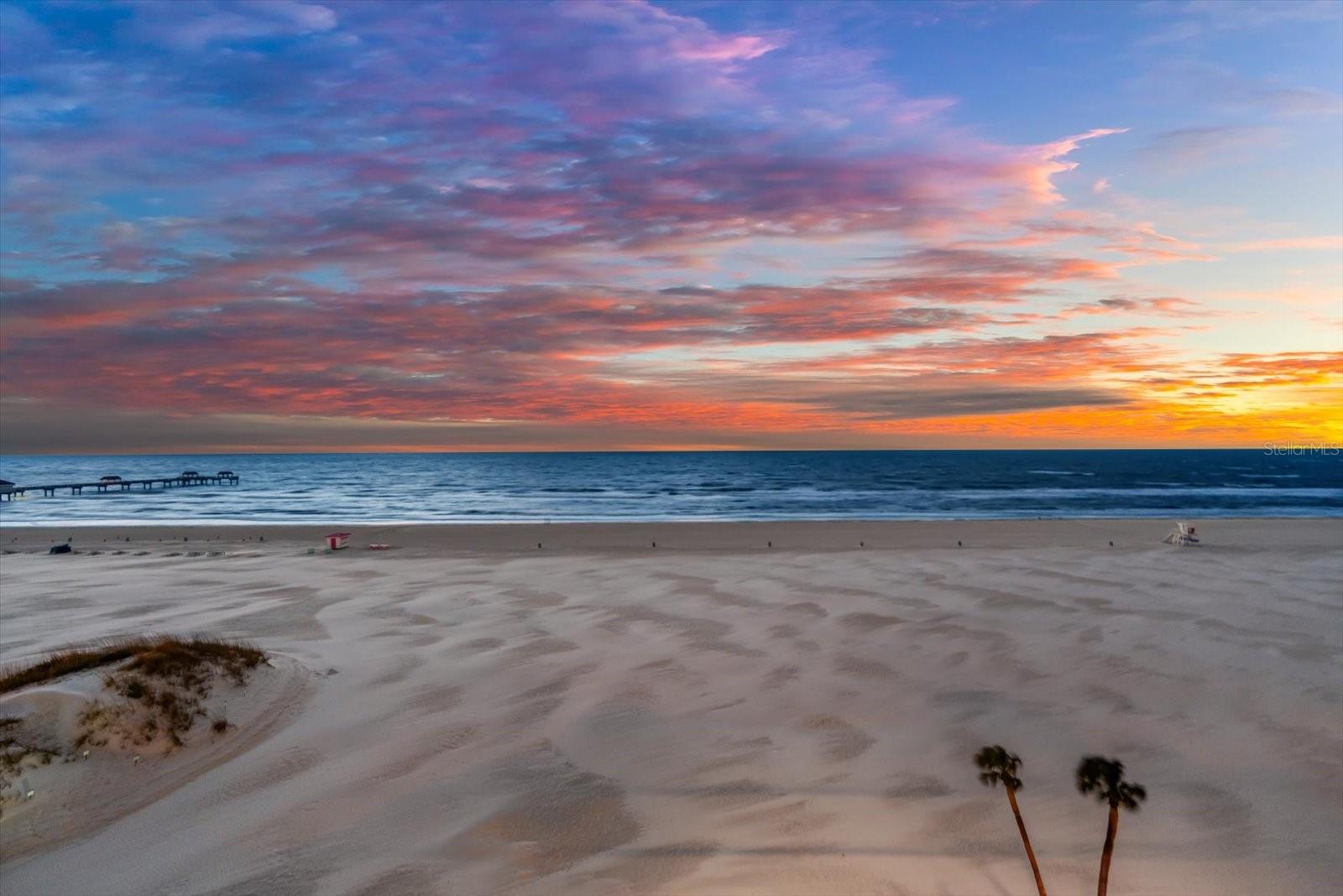 Image 47 of 66 For 10 Papaya Street 701