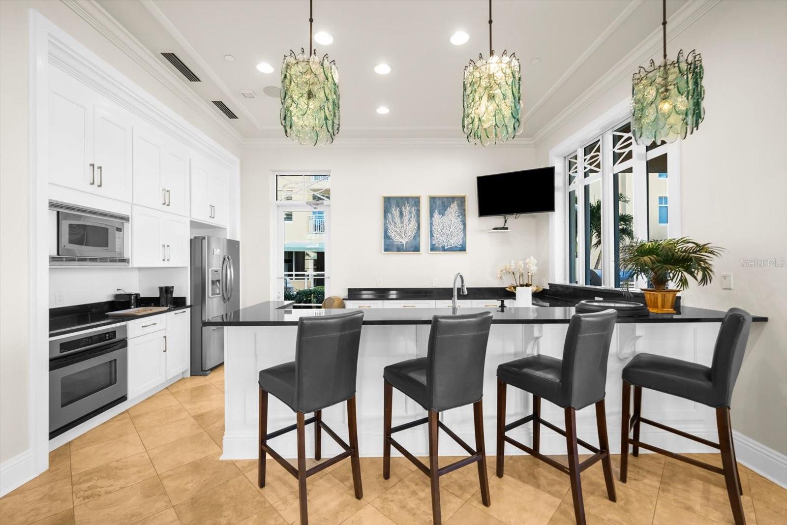 Image 49 of 66 For 10 Papaya Street 701