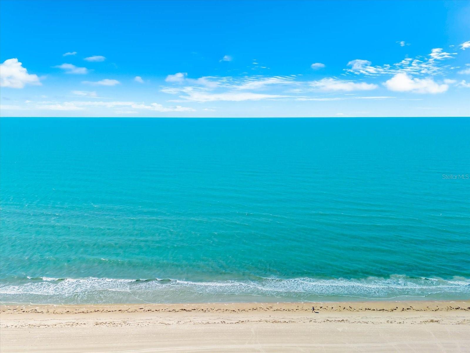 Image 62 of 66 For 10 Papaya Street 701