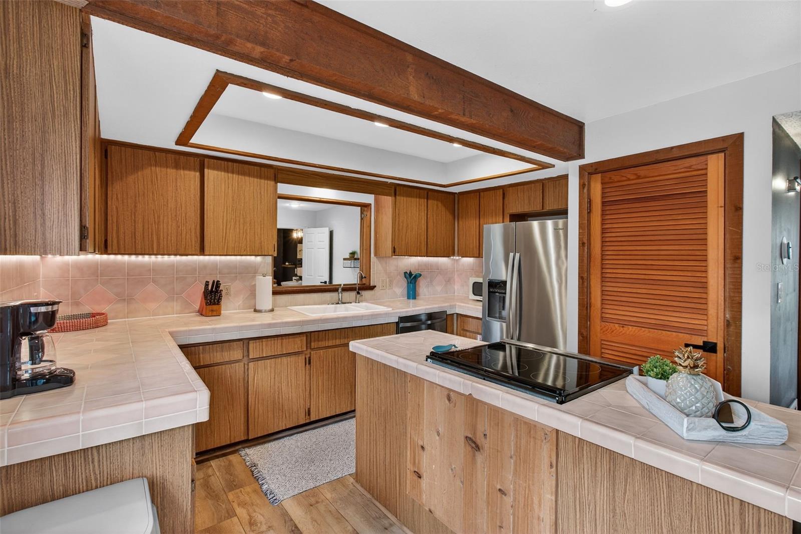 Image 13 of 71 For 4925 Hamilton Road