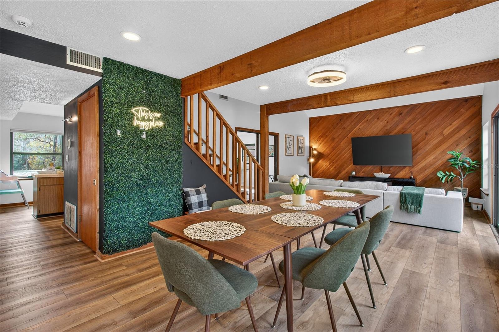 Image 16 of 71 For 4925 Hamilton Road