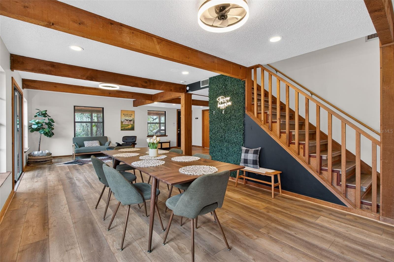 Image 18 of 71 For 4925 Hamilton Road