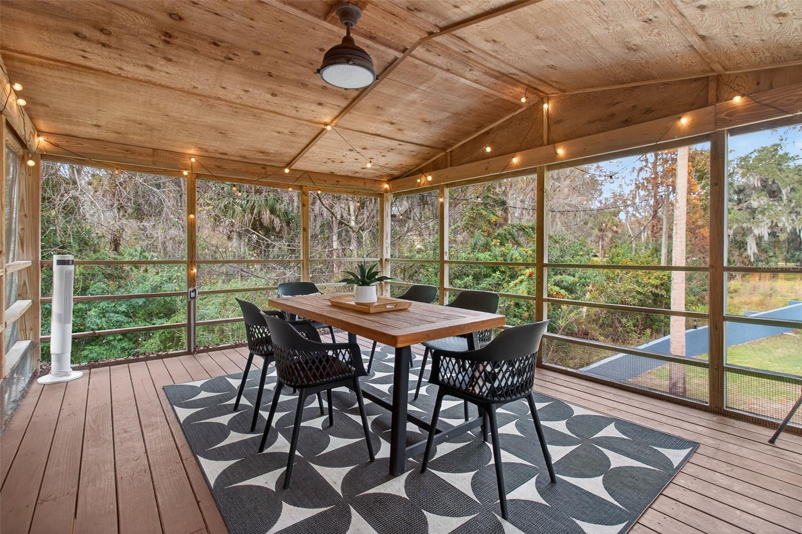 Image 28 of 71 For 4925 Hamilton Road