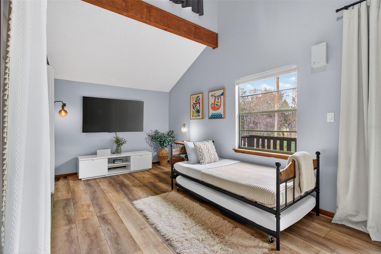 Image 45 of 71 For 4925 Hamilton Road