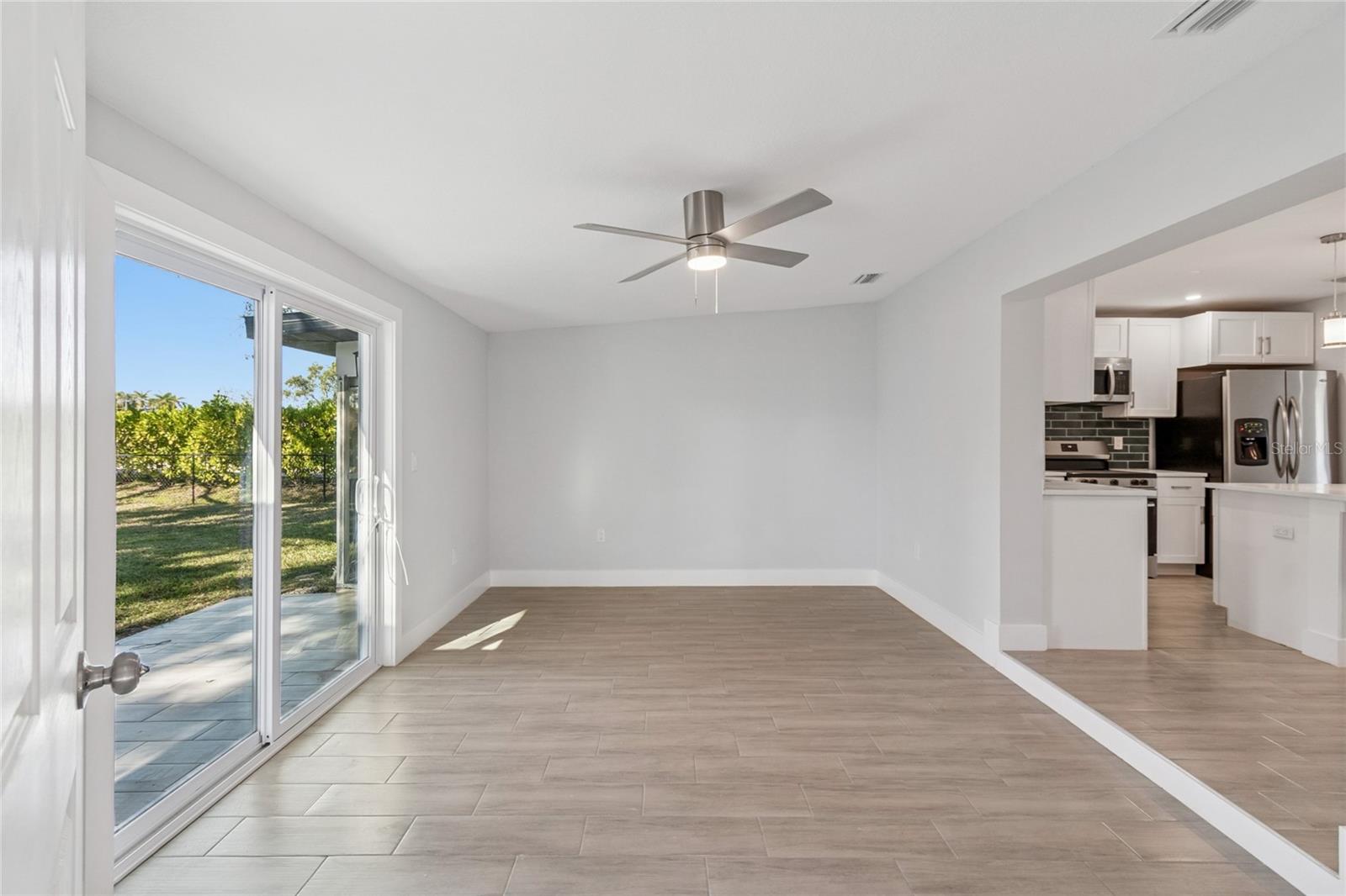 Image 24 of 69 For 204 22nd Street Court Ne