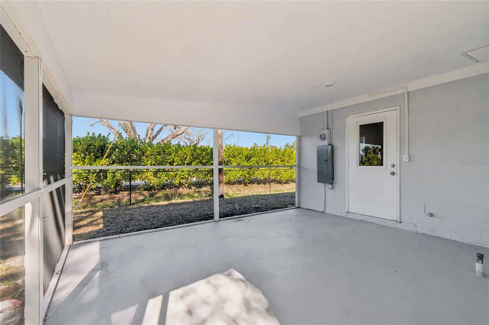 Image 48 of 69 For 204 22nd Street Court Ne