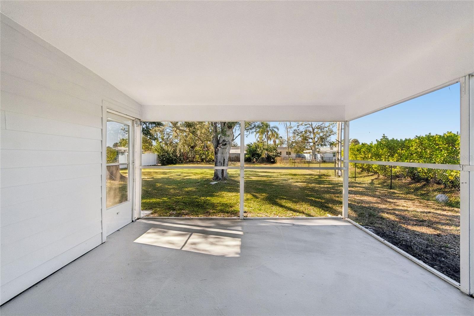 Image 49 of 69 For 204 22nd Street Court Ne