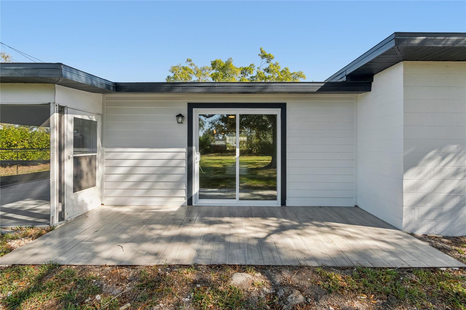 Image 51 of 69 For 204 22nd Street Court Ne