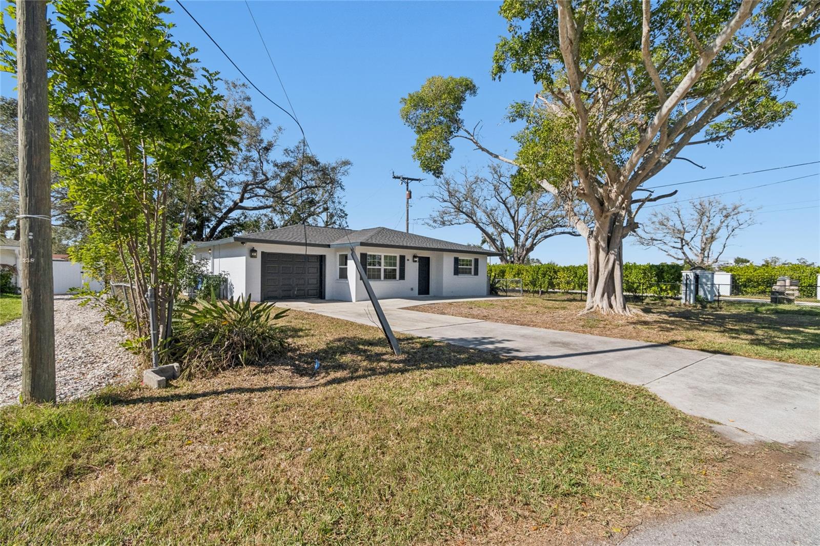 Image 6 of 69 For 204 22nd Street Court Ne