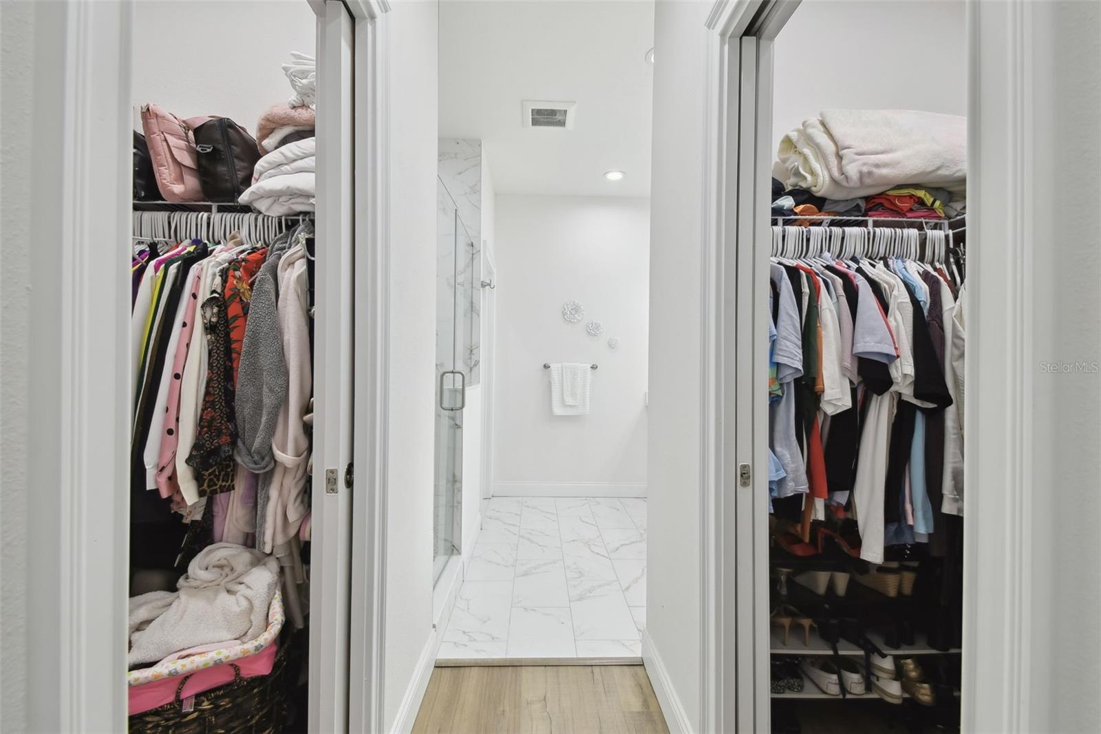 Image 26 of 43 For 524 Grosse Avenue