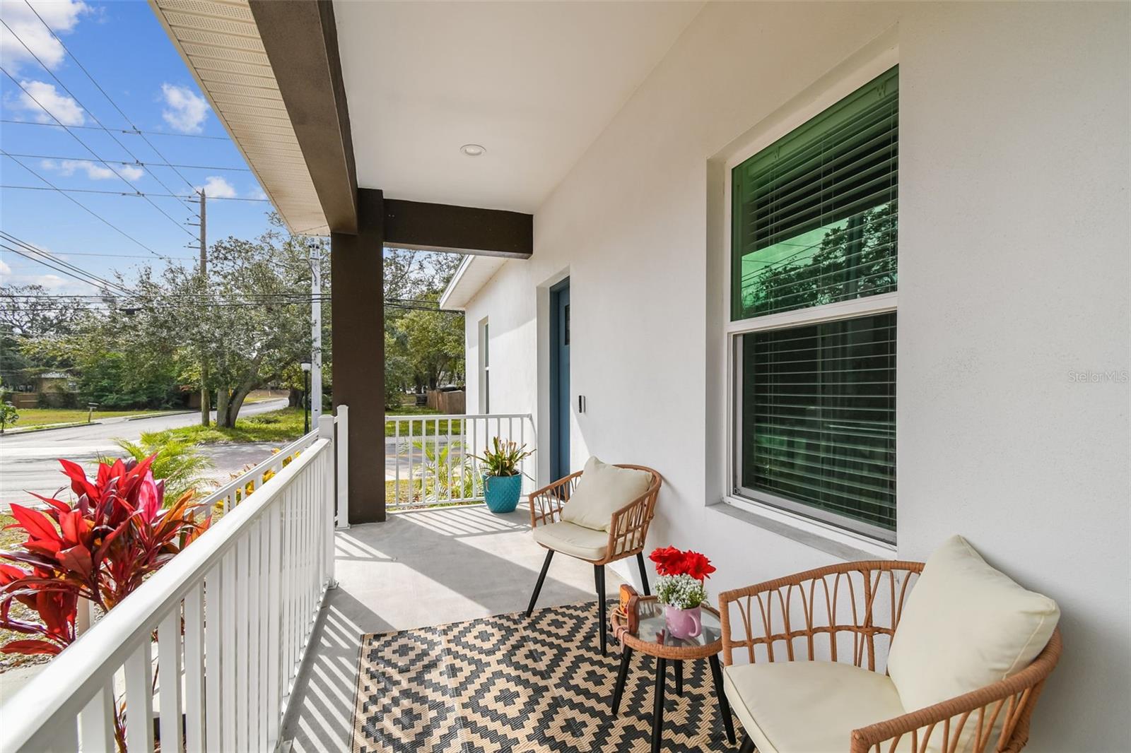 Image 4 of 43 For 524 Grosse Avenue