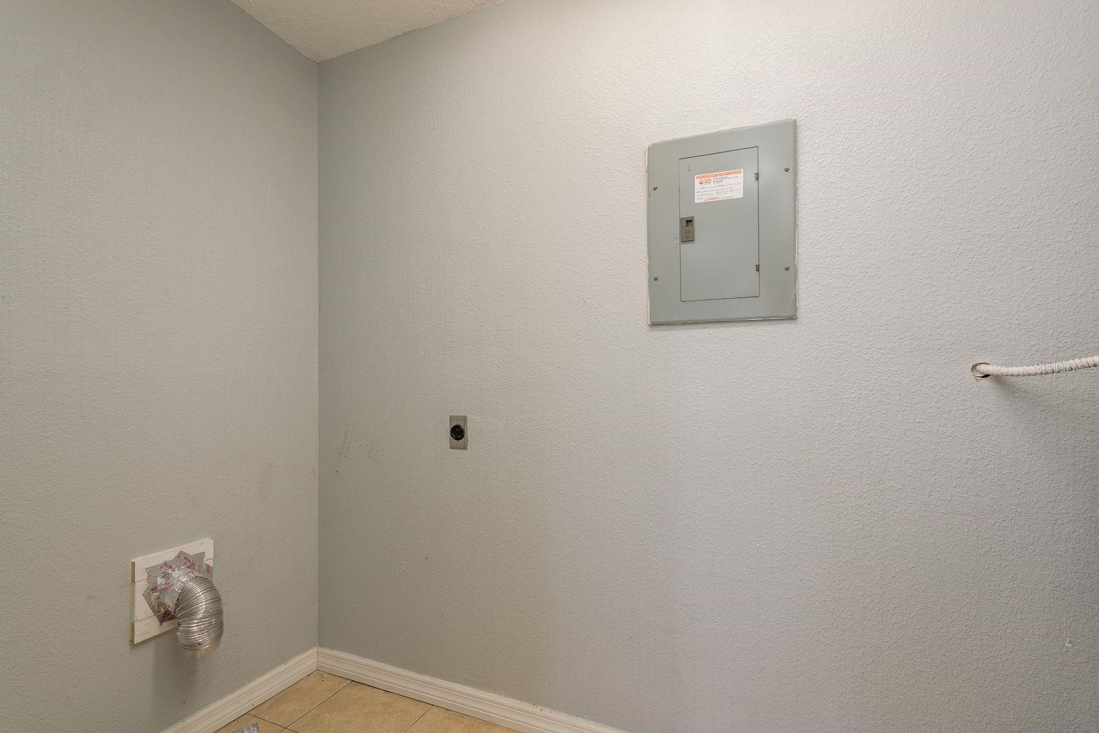 Image 25 of 30 For 13698 120th Street