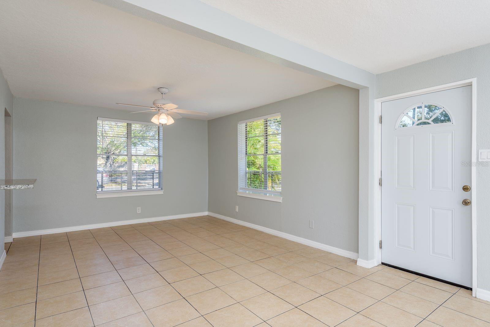 Image 4 of 30 For 13698 120th Street