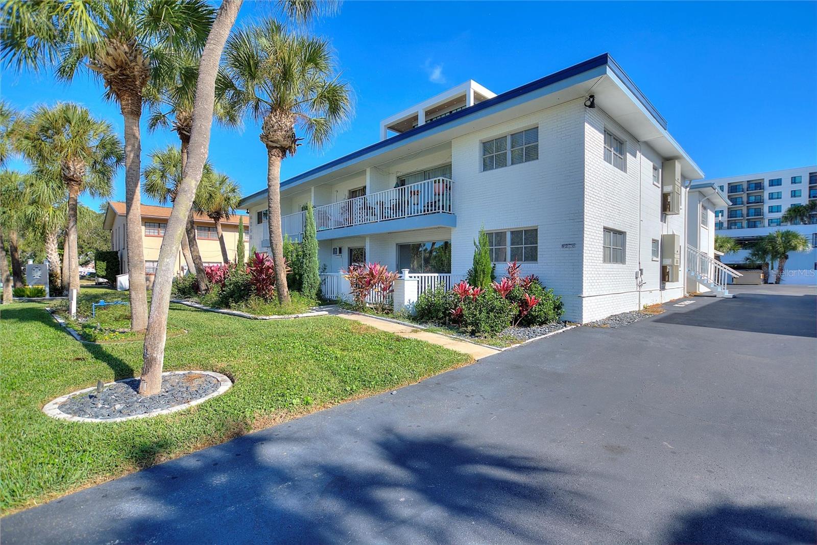 Image 2 of 37 For 4250 37th Street S 5