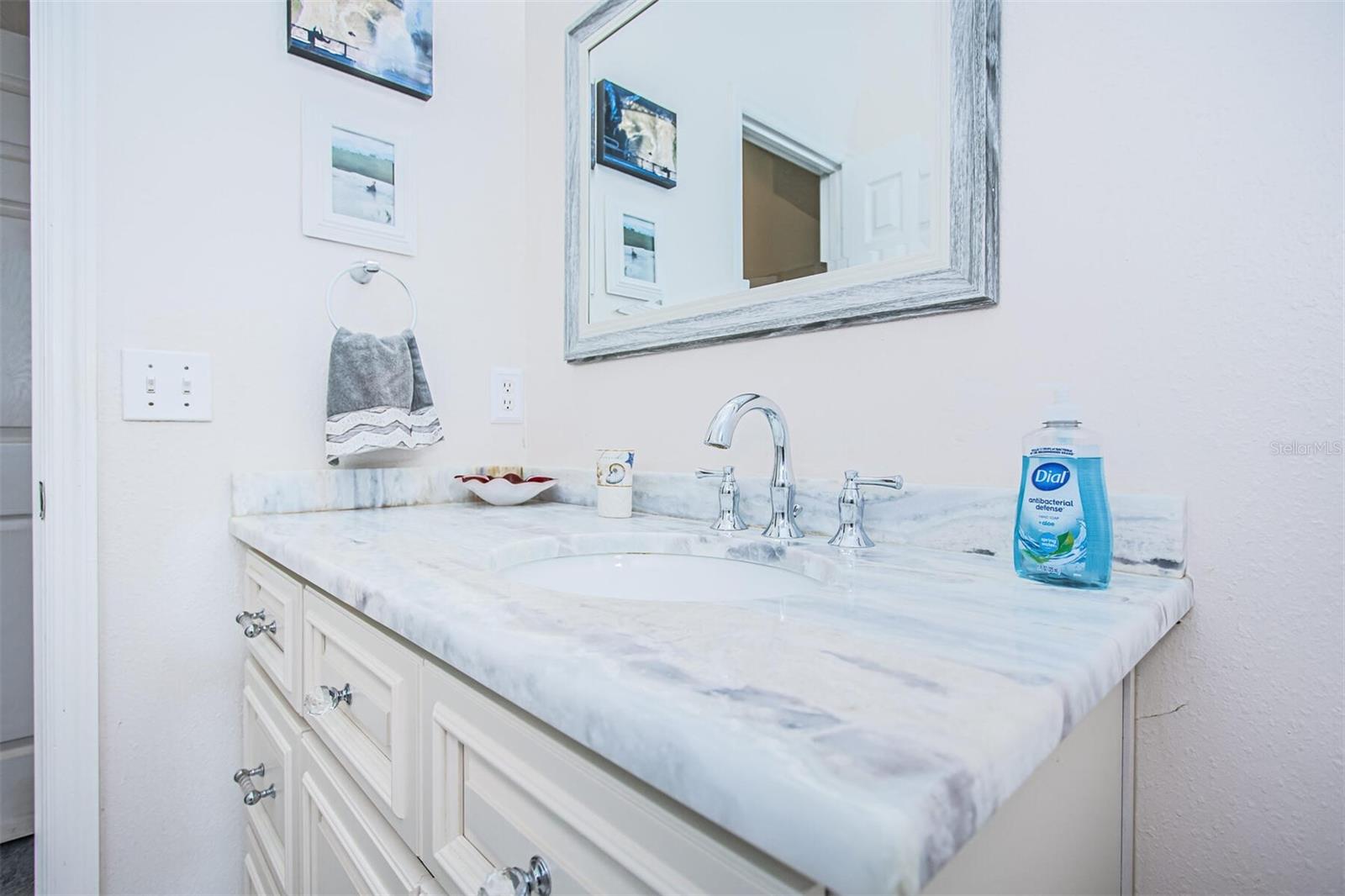 Image 49 of 57 For 465 Pinellas Bayway S 311