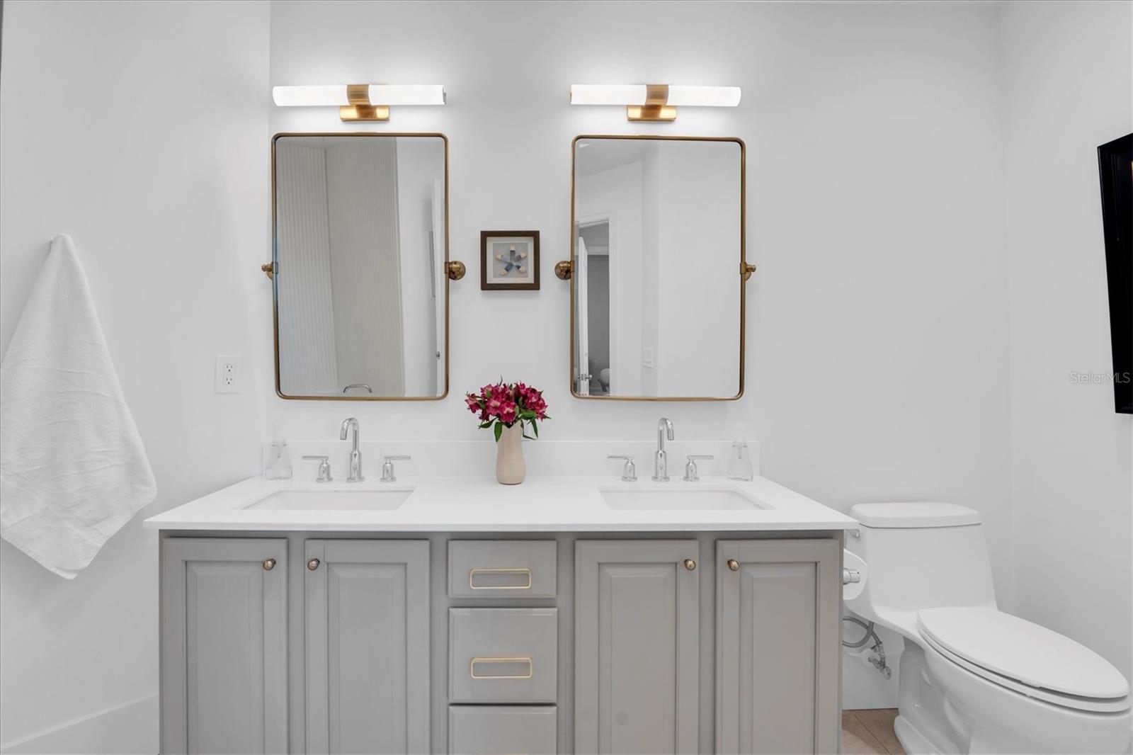 Image 18 of 43 For 1209 Cumberland Avenue 804