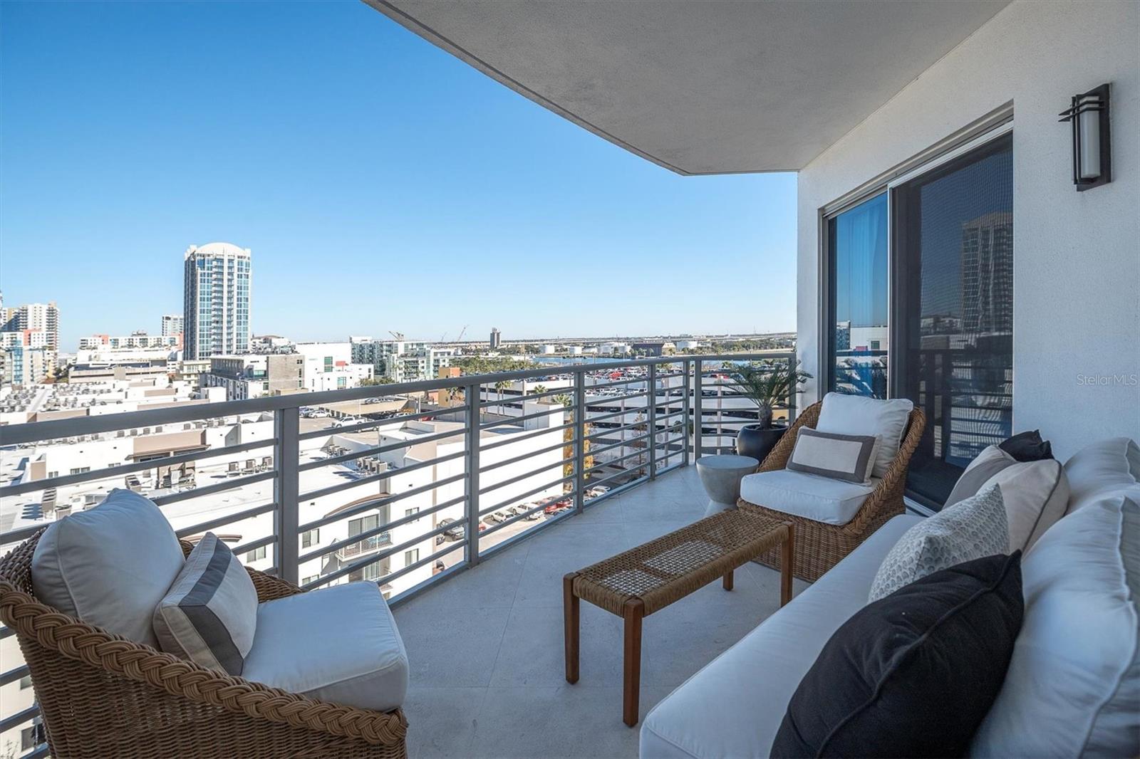 Image 28 of 43 For 1209 Cumberland Avenue 804