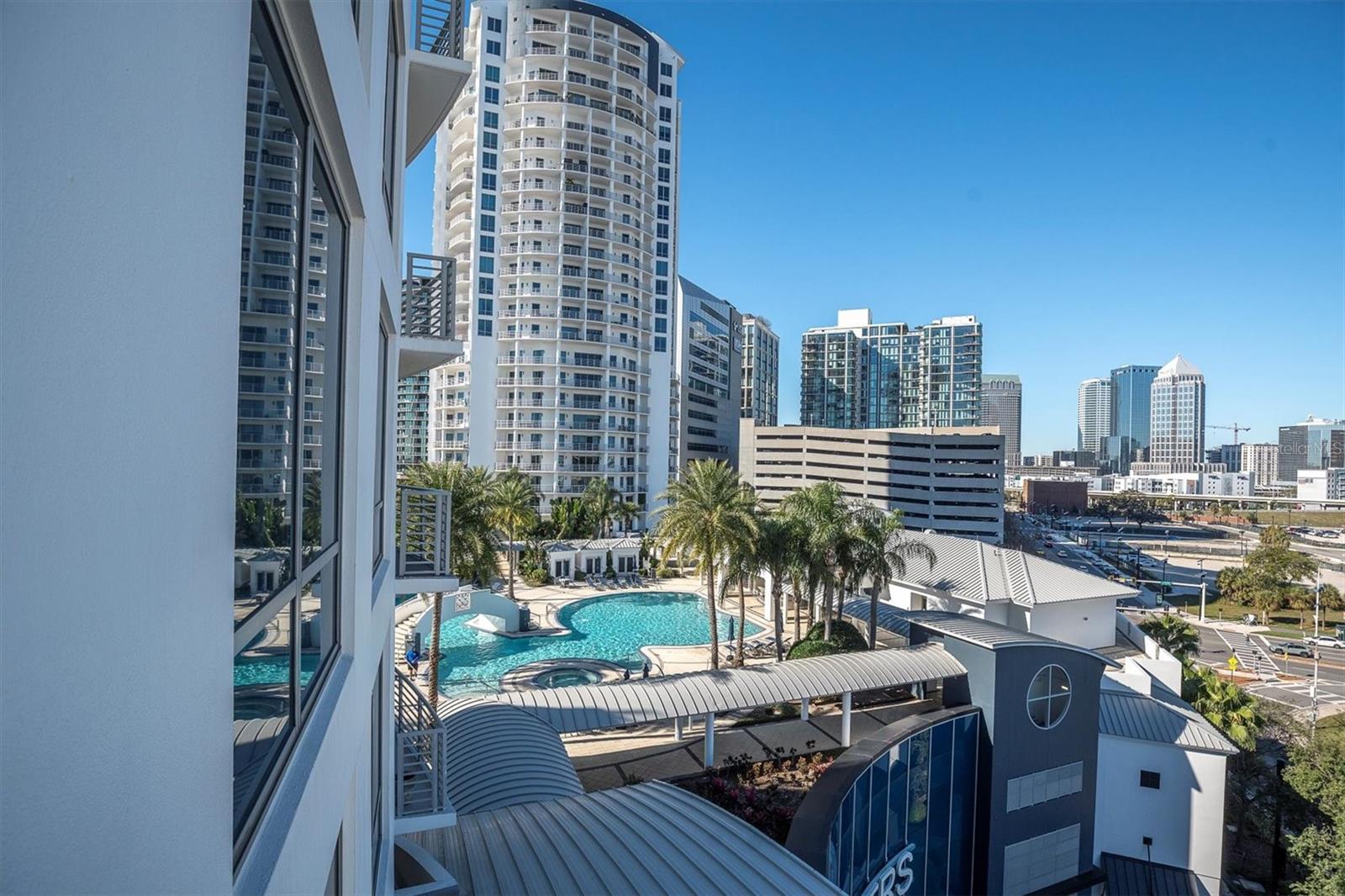 Image 31 of 43 For 1209 Cumberland Avenue 804