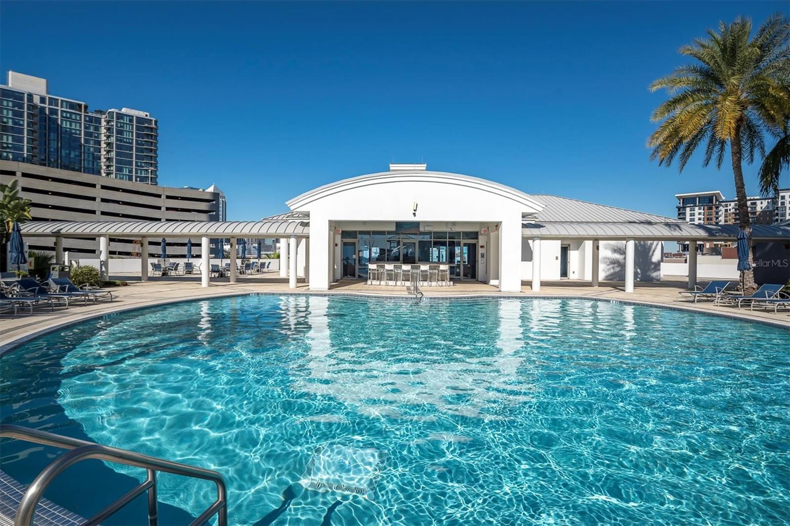 Image 36 of 43 For 1209 Cumberland Avenue 804