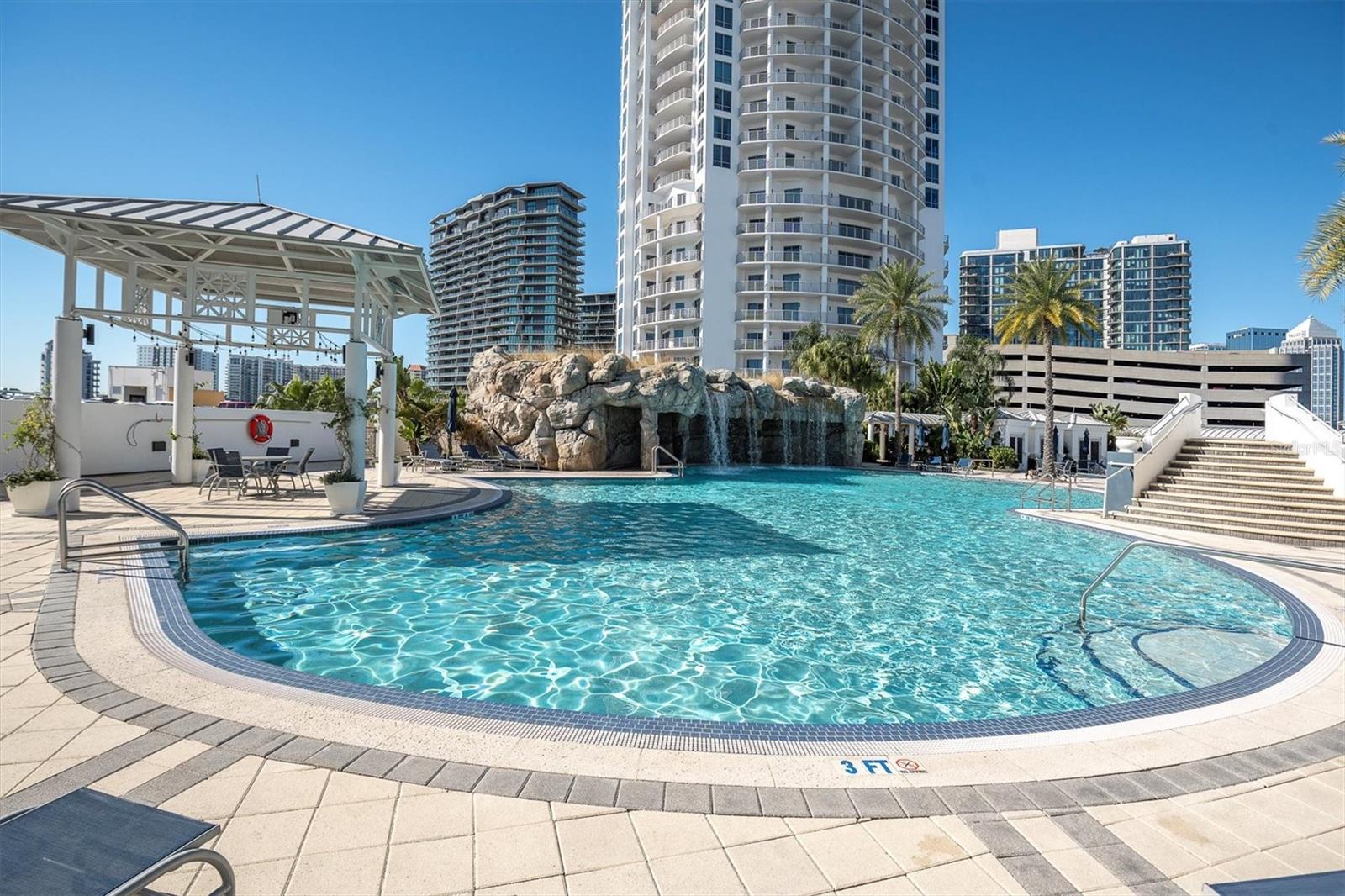 Image 37 of 43 For 1209 Cumberland Avenue 804