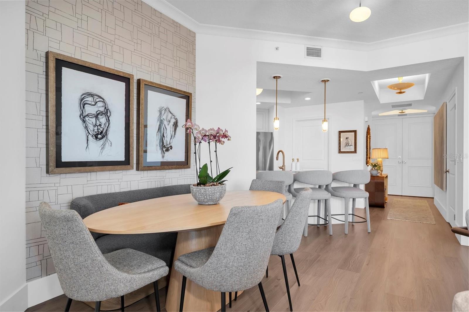 Image 4 of 43 For 1209 Cumberland Avenue 804