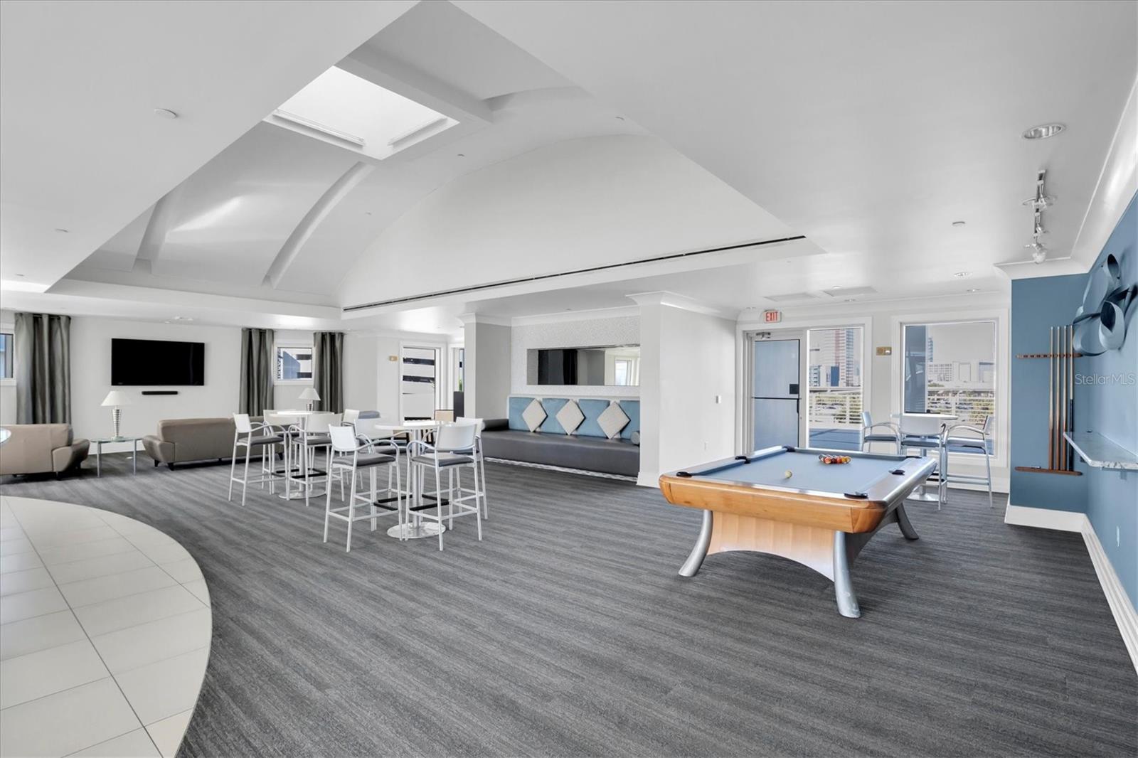 Image 41 of 43 For 1209 Cumberland Avenue 804