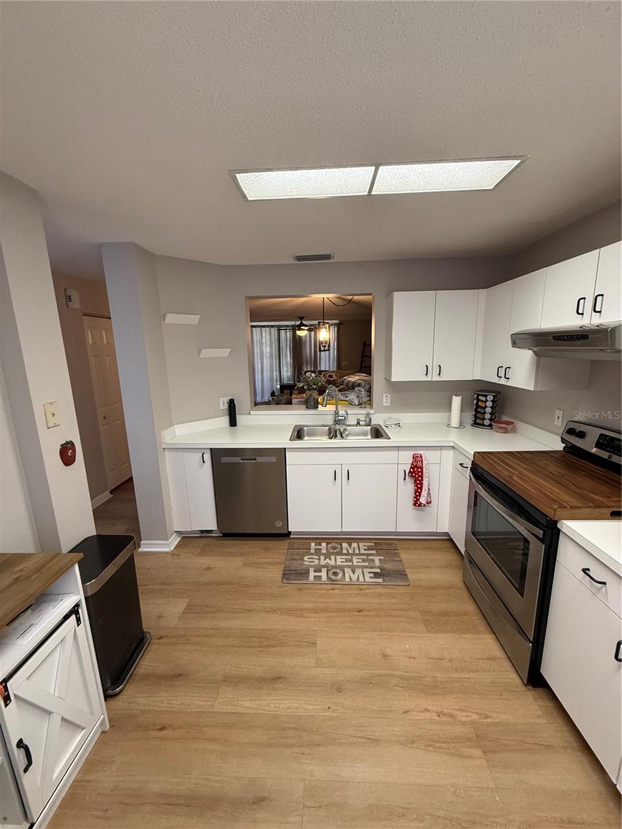 Image 10 of 25 For 2158 Clover Hill Road