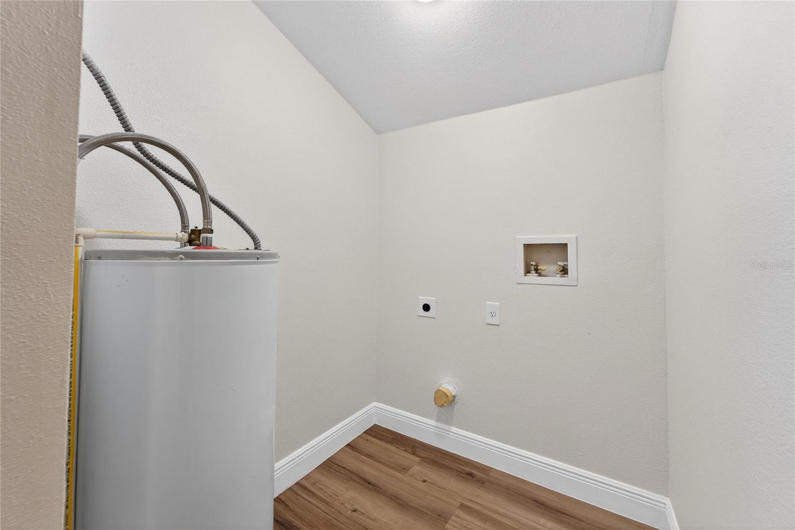 Image 30 of 63 For 206 Frierson Avenue