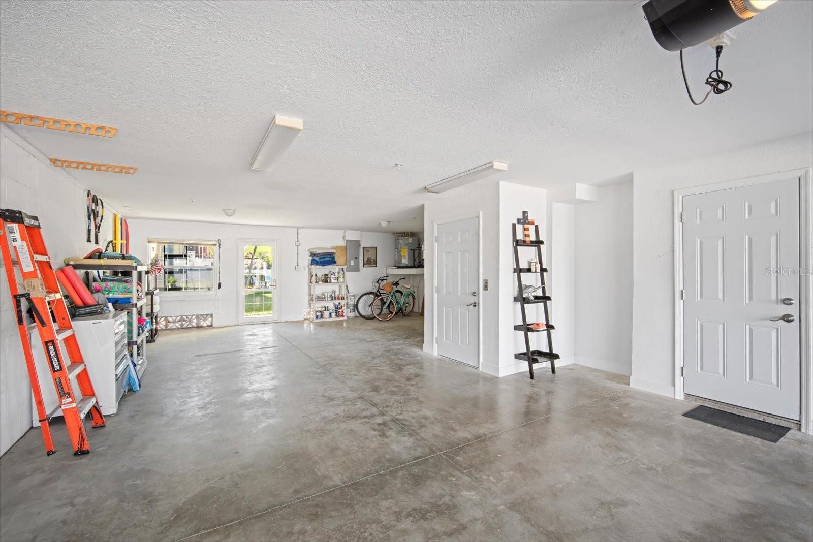 Image 29 of 41 For 135 Bath Club Circle