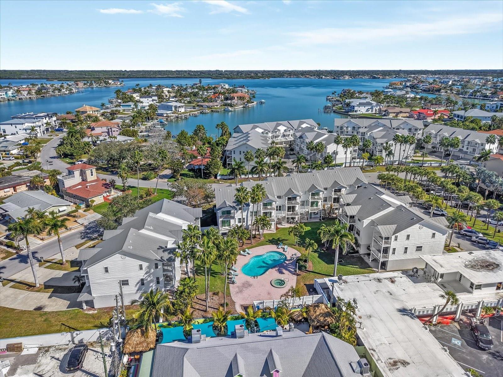 Image 34 of 41 For 135 Bath Club Circle