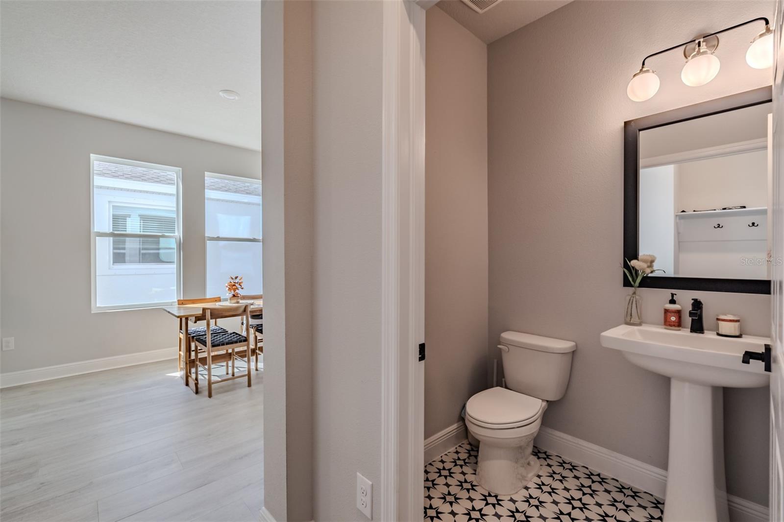 Image 18 of 73 For 5924 Hidden Branch Drive