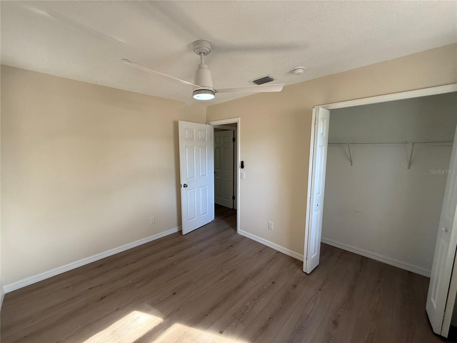 Image 19 of 39 For 920 Kings Estate Road