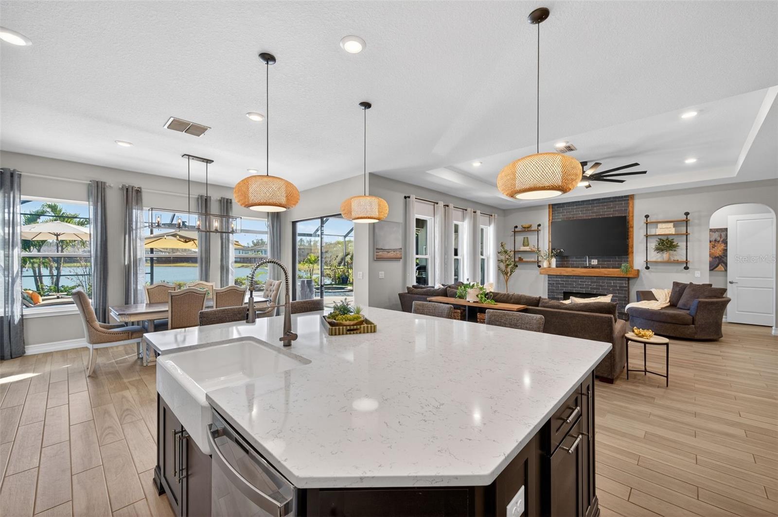 Image 16 of 100 For 28501 Picana Lane