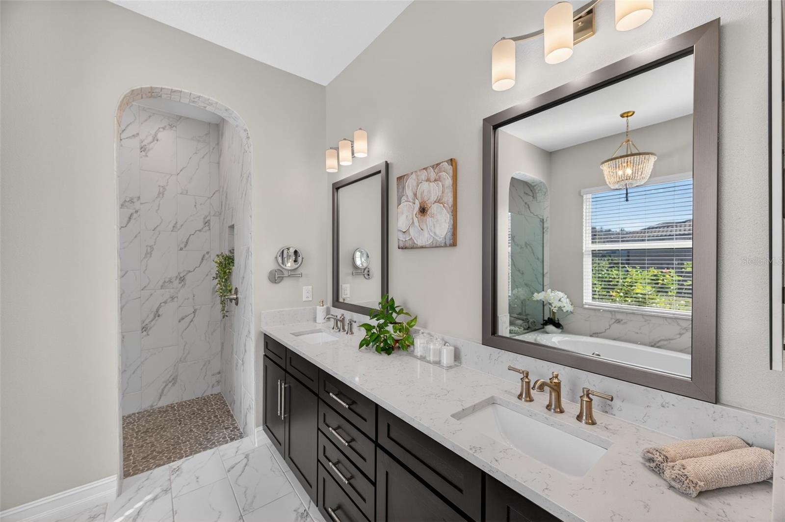 Image 38 of 100 For 28501 Picana Lane