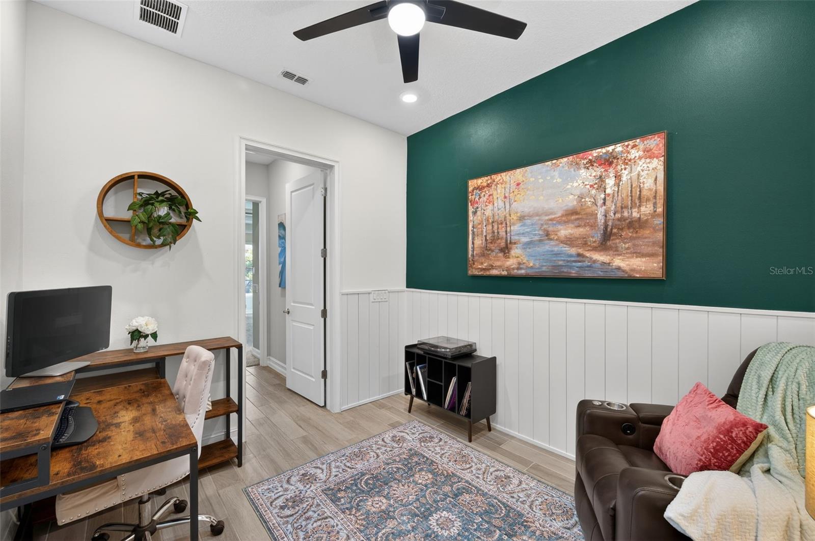 Image 51 of 100 For 28501 Picana Lane