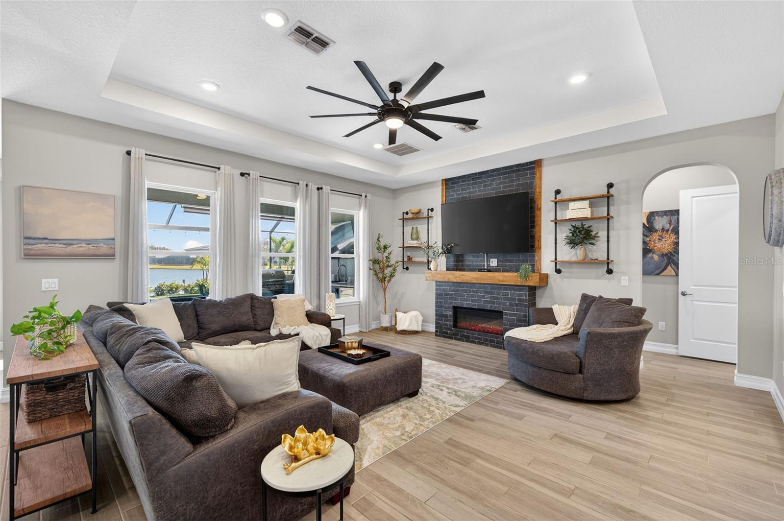 Image 9 of 100 For 28501 Picana Lane