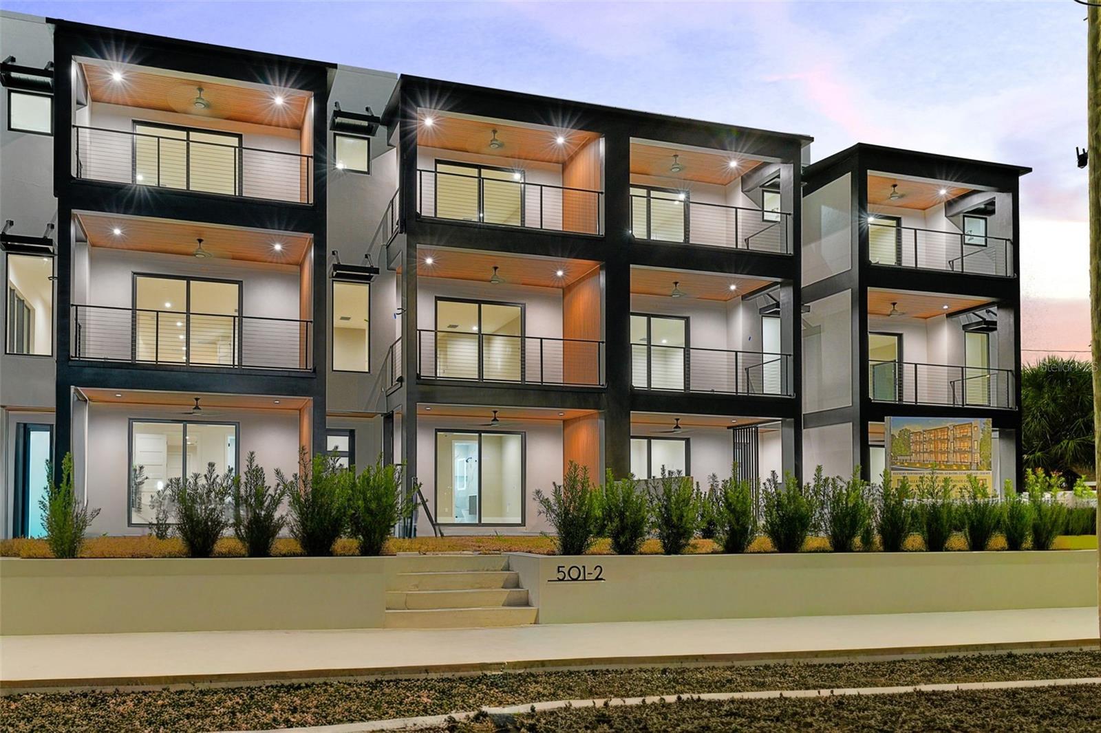 Image 5 of 74 For 501 Ross Avenue 1