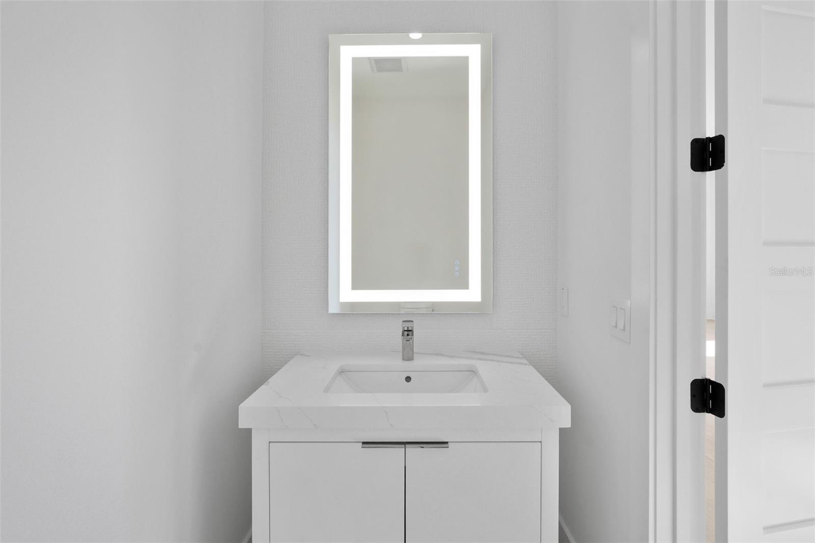 Image 70 of 74 For 501 Ross Avenue 1