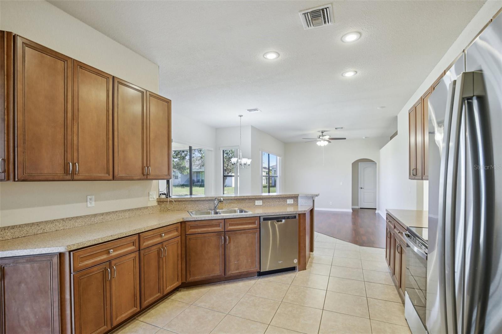 Image 12 of 33 For 10048 Lebanon Drive