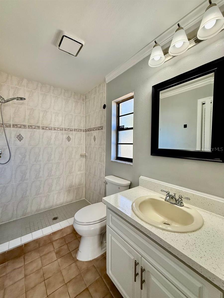 Image 21 of 38 For 4223 Summerdale Drive